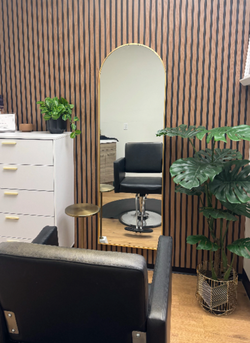 Bri at Wynsome Salon
